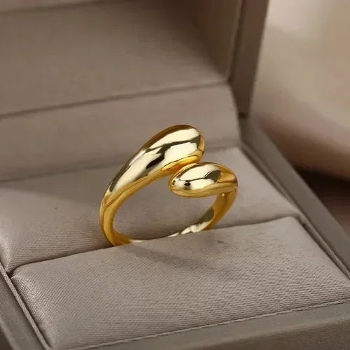 Party Exaggerated Ring