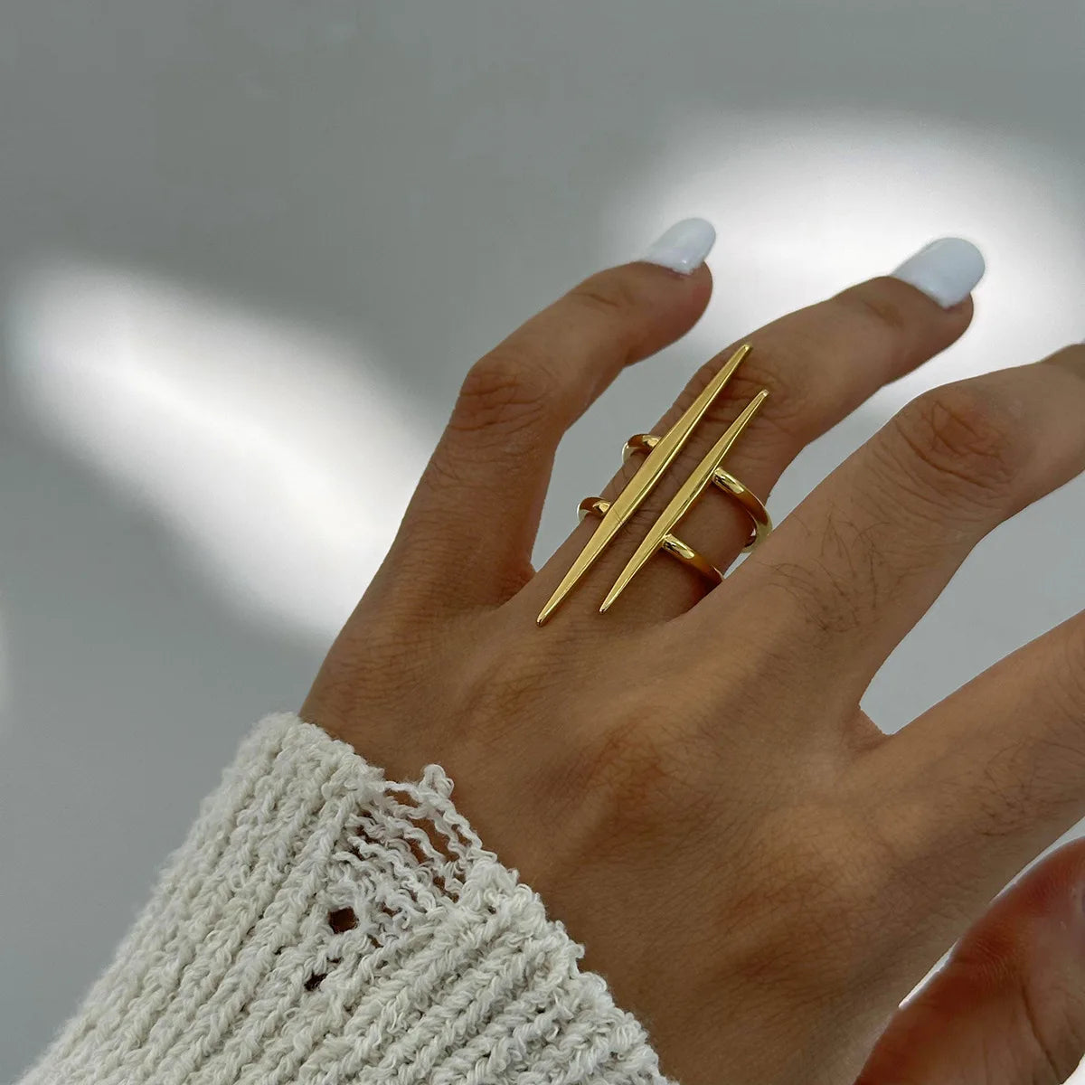 Vintage Double Line Hollowed Out Ring