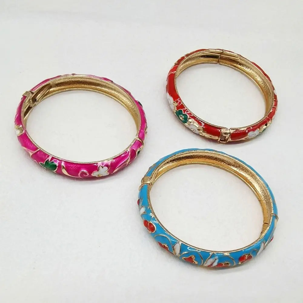 Flower Vintage Bangle