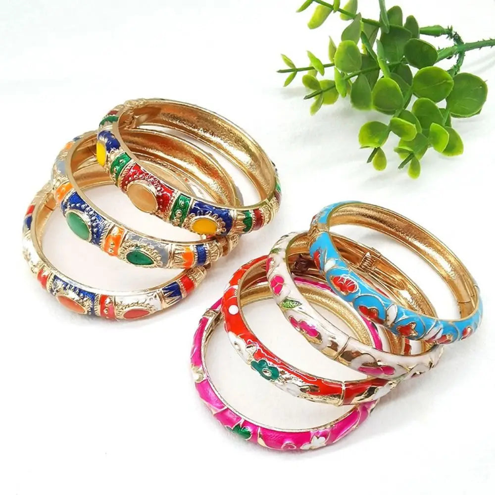 Flower Vintage Bangle